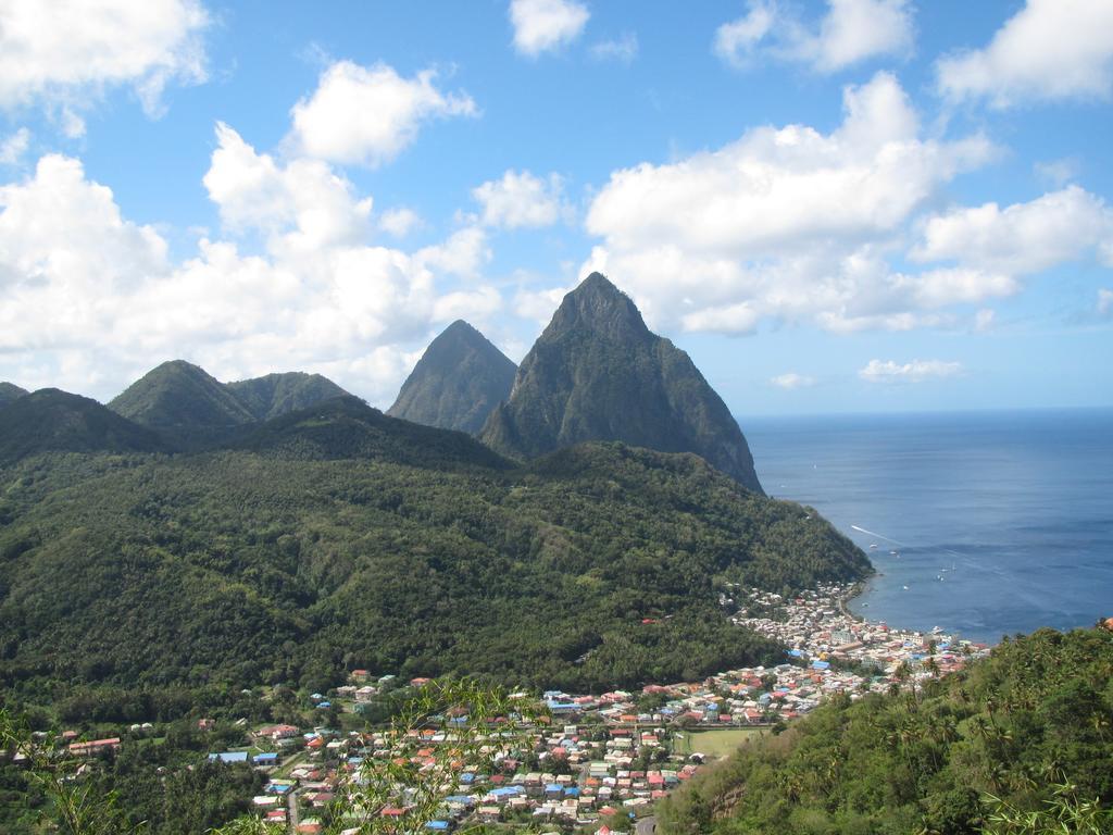Kaye Mango Villa Soufriere Bagian luar foto